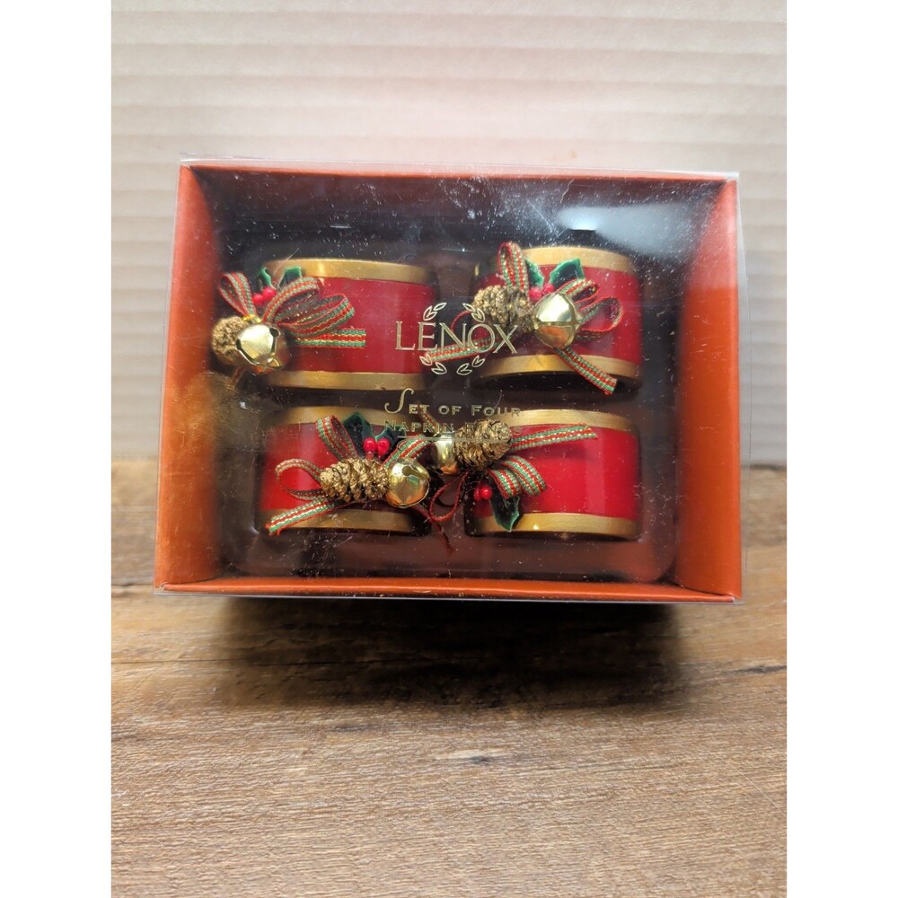 Lenox Winter Greetings #7157 Set Of 4 Napkin Rings Holiday Decor